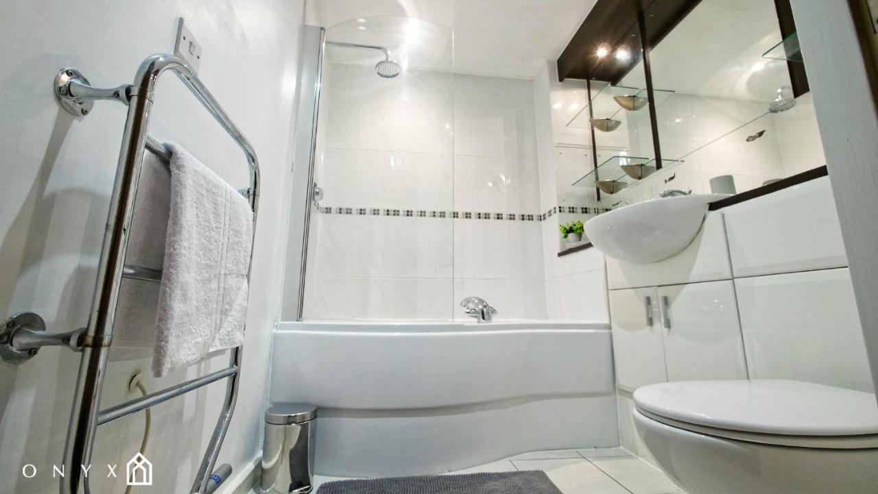 Onyx Bullring Stunning Large Spacious City Centre Apartment Бирмингам Екстериор снимка